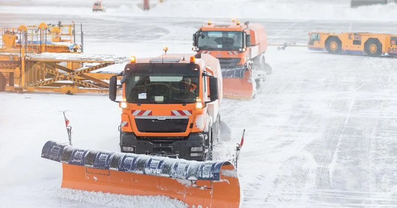 Qar fırtınası Yaponiyanın ən böyük hava limanlarından birinin fəaliyyətini iflic etdi