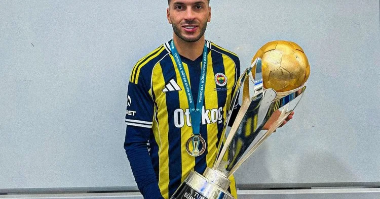 Fənərbaxça nın futbolçusu Moskva klubuna keçə bilər