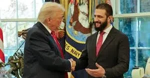 Tramp Suriyalı həmkarı ilə danışdı