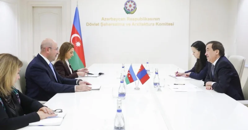 Monqolustan səfiri ilə şəhərsalma və WUF13 də iştirak məsələləri müzakirə edilib