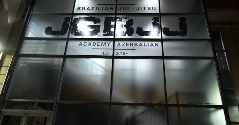 Bakıda yeni ciu citsu zalının açılışı olub FOTO