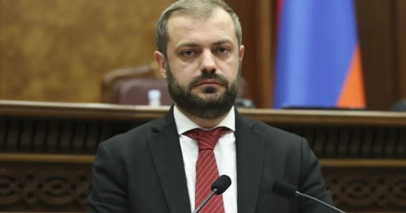 Papoyan: İrəvan və Bakı mayeləşdirilmiş qazın Azərbaycan vasitəsilə tədarükünə dair razılığa gəliblər