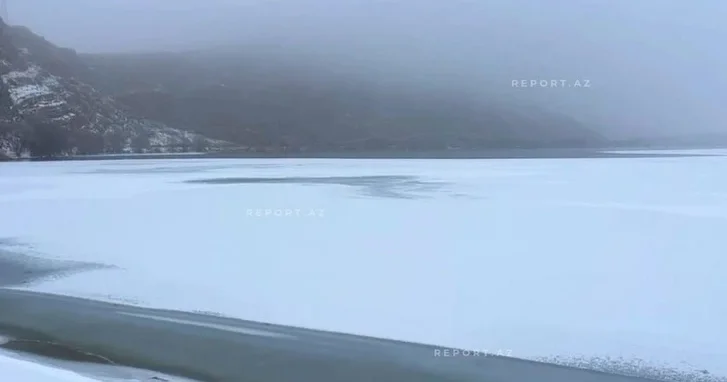 В Нахчыване замерзло водохранилище