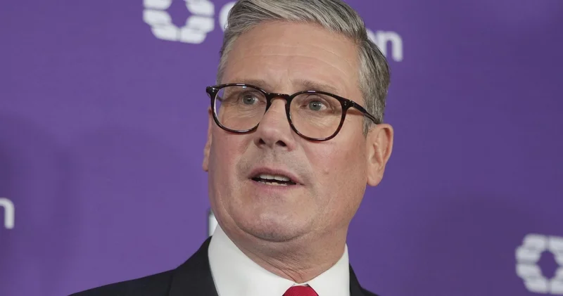 Премьер Британии впервые за шесть лет поедет в Китай