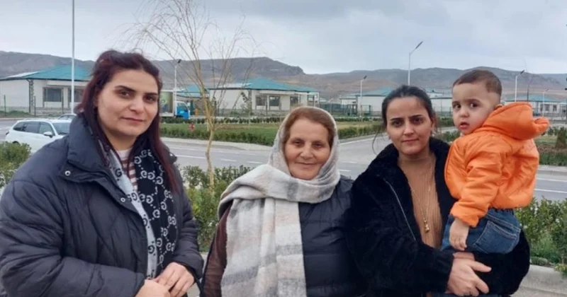 Növbəti köç karvanı Zəngilanın Məmmədbəyli kəndinə çatıb, açarlar təqdim olunub