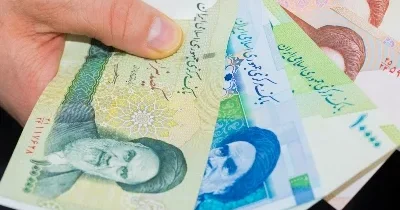 İranda rialın məzənnəsi rekord həddə düşdü