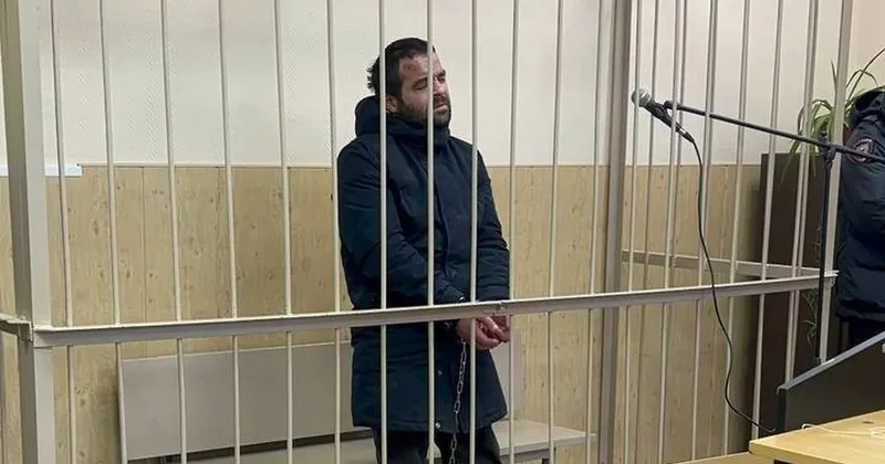 Polisi nokauta göndərən həmyerlimiz hakim qarşısında