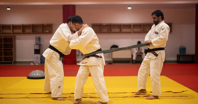 Məşqçilərin sertifikatlaşdırılması proqramı davam edir FOTO