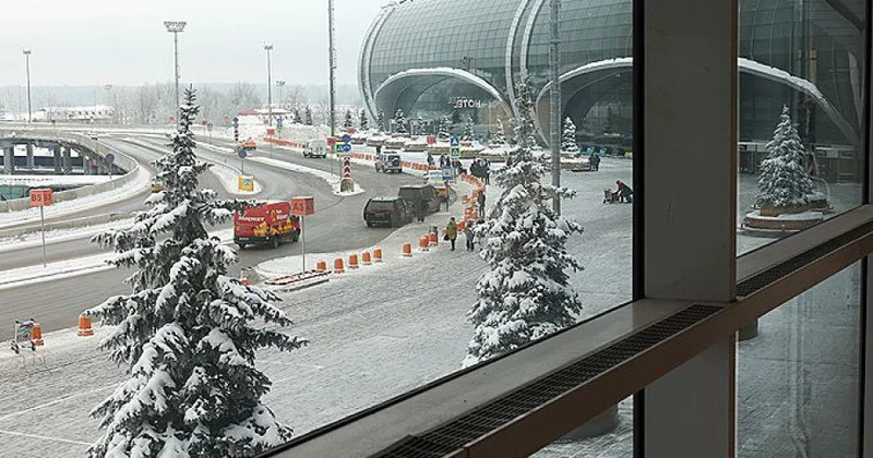 Moskvaya yağan güclü qar nəqliyyatın hərəkətini və hava limanlarının fəaliyyətini çətinləşdirir