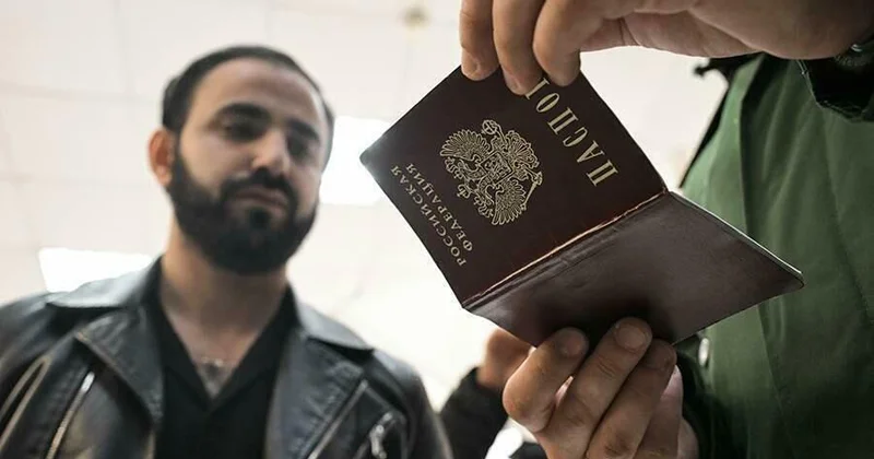 Özbəkistan Rusiyadan miqrasiya reydlərində vətəndaşlarının hüquqlarına riayət olunmasını TƏLƏB ETDİ