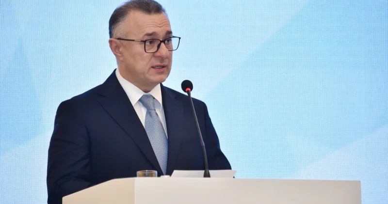 Nazirlikdə kadr dəyişkiliyi: direktoru yenisi əvəz etdi