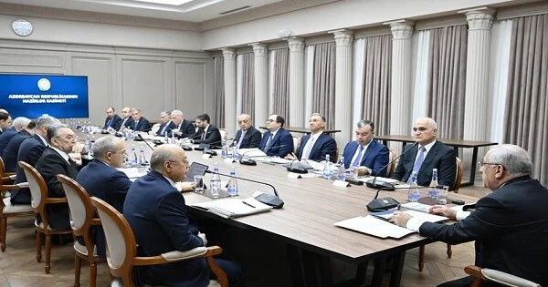 Baş nazir tapşırıq verdi: Dənizkənarı bulvar...