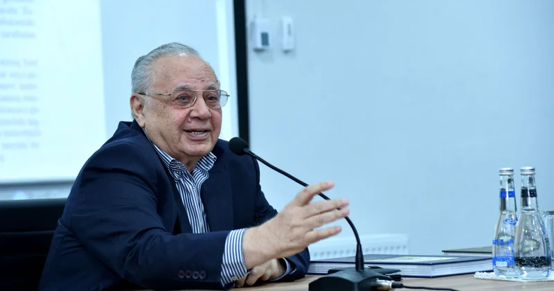 Tanınmış tarixçi alim Həsən Həsənovla görüş keçirilib