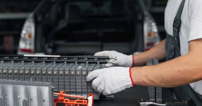 Elektrikli avtomobilləri 13 il işlətdikdən sonra batareya tutumu 20 25% azalır ARAŞDIRMA