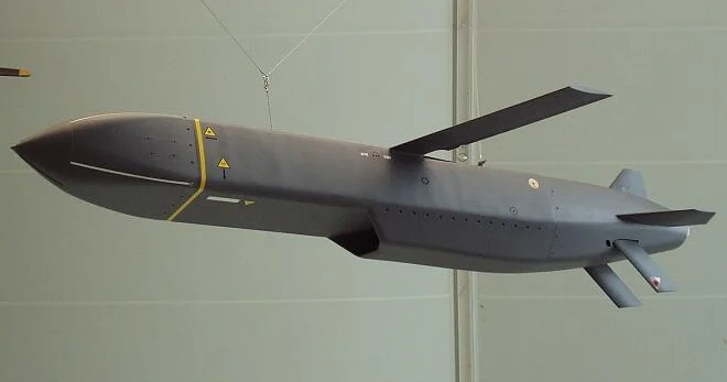 Fransa Ukraynaya silah verilməsini əngəlləyir