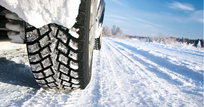 Qış təkəri məcburidirmi? Ekspertdən sürücülər üçün VACİB AÇIQLAMA