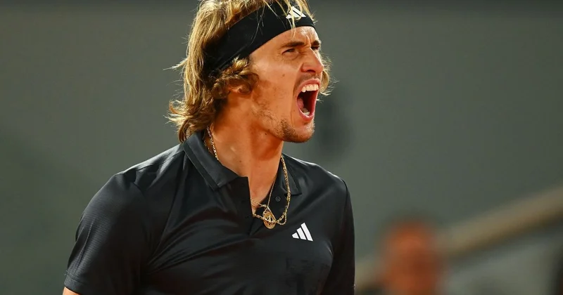 Tennisçi Zverev turnir zamanı məşqçisinin üstünə qışqırıb: “Gedin...”