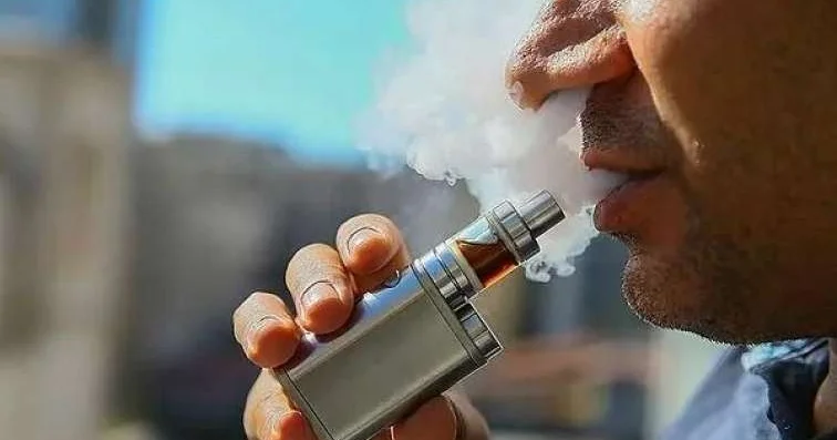 Elektron siqaretlərə qadağa qoyuldu, qaçaqmal məsələsi meydana çıxacaq Ekspert