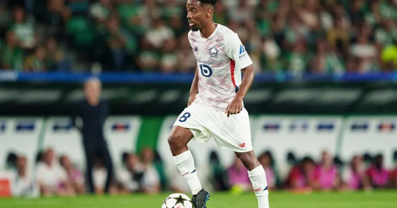 “Vulverhempton” “Marsel”in yarımmüdafiəçisi Qomeslə maraqlanır