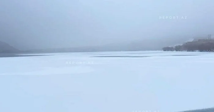 Azərbaycanda bu su anbarı dondu Foto