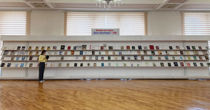 Milli Kitabxanada “İsmayıl bəy Qutqaşınlı 220 ” və “Əməkdar elm xadimi Sara Aşurbəyli 120” adlı kitab sərgiləri keçirilir