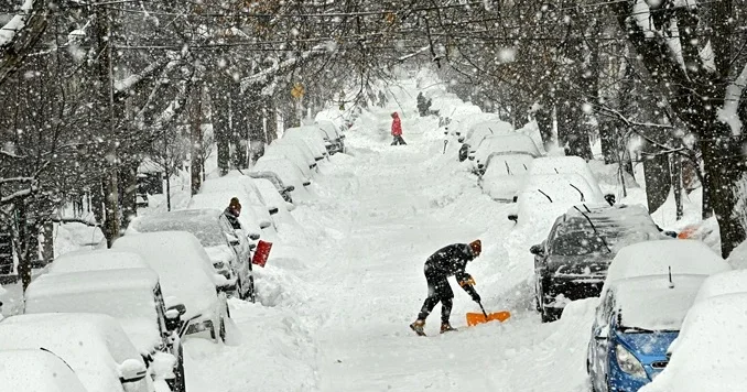 Зимний шторм парализовал Америку, погибло не менее 30 человек