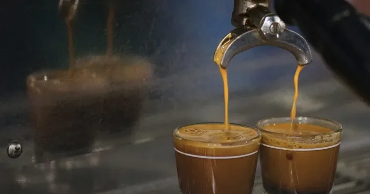 Qəhvə sağlam insanlar üçün təhlükəlidir?