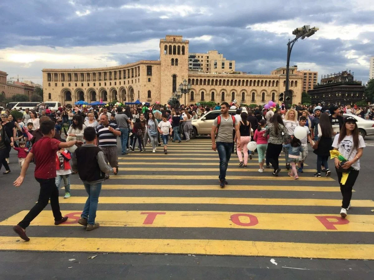 Erməni cəmiyyəti Konstitusiya dəyişikliyini sakit qarşılayır Açıqlama