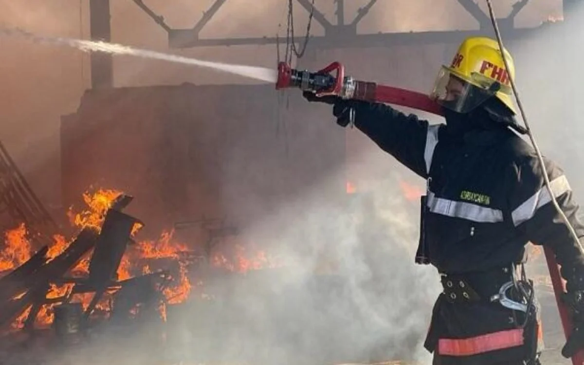 Bakıda binada yanğın oldu