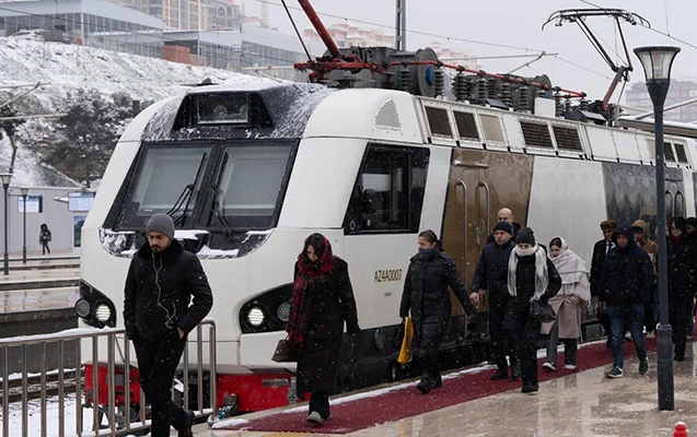 ADY qarla bağlı təhlükəsizlik tədbirləri görür Fotolar