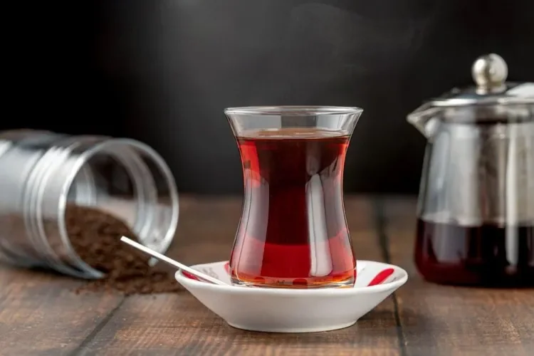 Çay dəmləməyin bilinməyən faydaları var Alimlər açıqladı