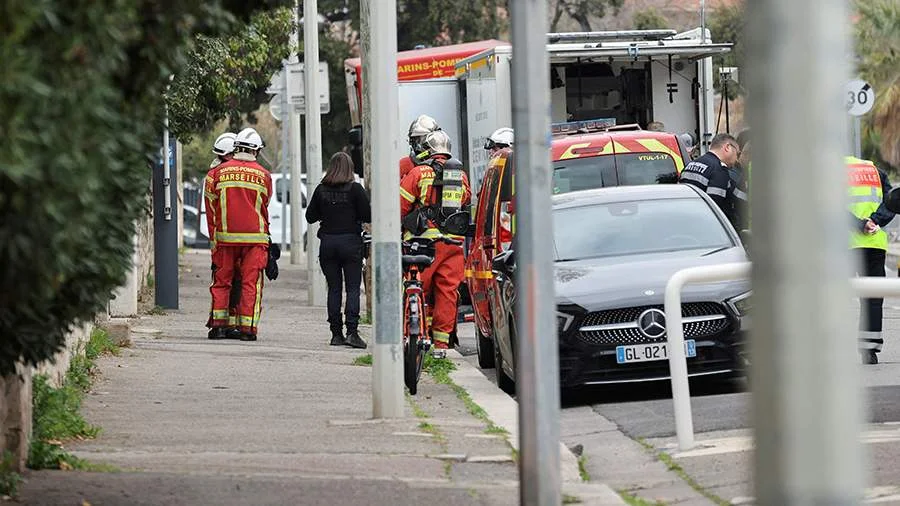 Rusiyanın Marseldəki Baş Konsulluğuna hücum edənlərə 8 ay həbs cəzası verilib