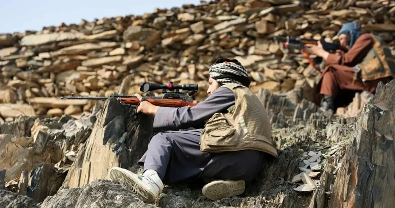 Dünya Pakistan Əfqanıstan gərginliyi ilə bağlı çağırış edir