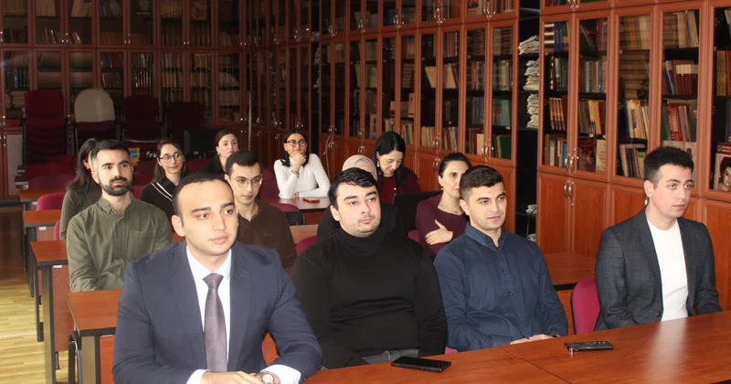Süni intellekt və rəqəmsal inkişaf istiqamətində perspektivlərə gənclərin münasibəti dəyirmi masa
