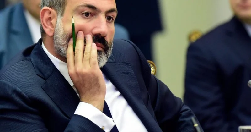 Paşinyanı təhqir etdi, ölkədən çıxışına qadağa qoyuldu