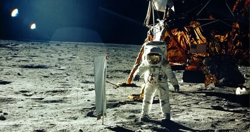 NASA отменило высадку на Луну Minval Politika