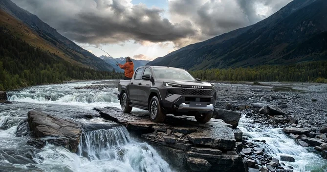 Tamamilə yeni Toyota Hilux Azərbaycanda təqdim olunub