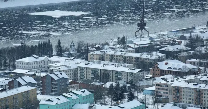 В России главу города в наручниках вывели из мэрии ФОТО / ВИДЕО