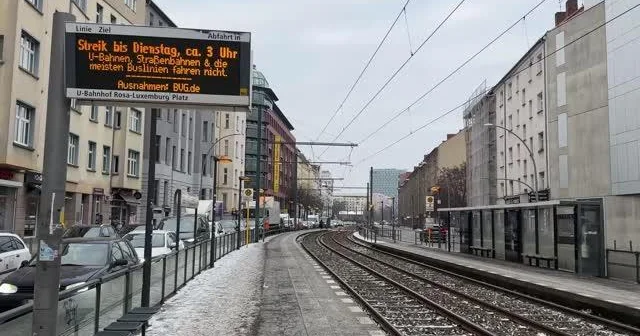 В ФРГ проходит масштабная забастовка транспортников ВИДЕО