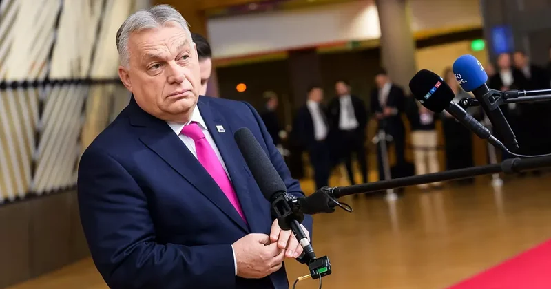 Politico: Венгрия блокирует 20 й пакет антироссийских санкций ЕС из за оборонного кредита