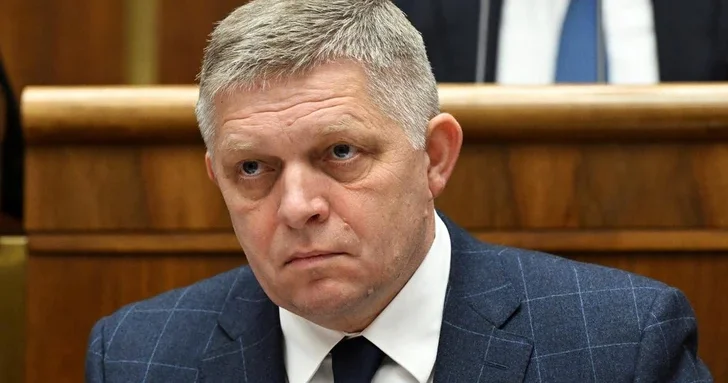 Против Роберта Фицо начато расследование по подозрению в госизмене