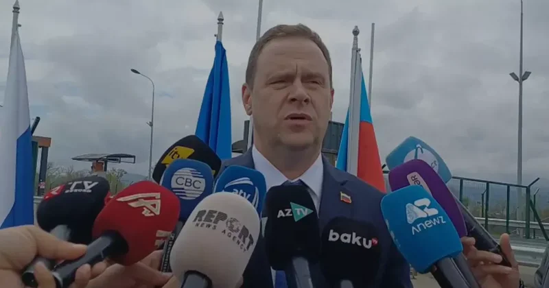 МЧС России: Азербайджан помог оперативно доставить гумпомощь в Иран