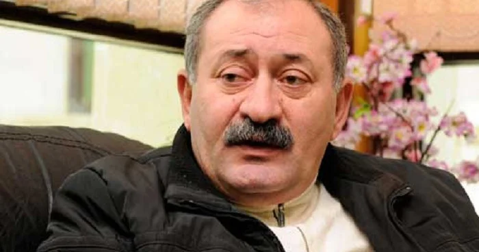“Hər dəfə akademik tamaşalar oynayırıq, amma tamaşaçıların istəyini də nəzərə almalıyıq ki....” ÖZƏL+FOTO
