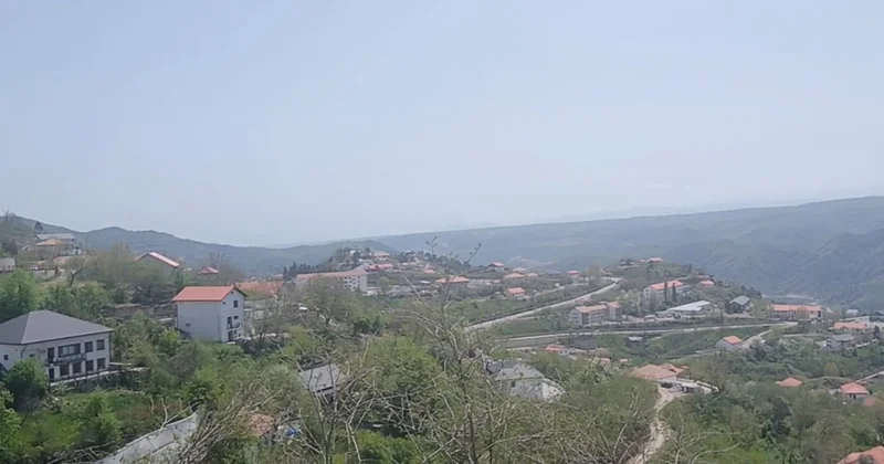 Dünya səyyahları Laçına gəliblər