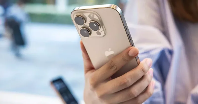 Apple начала предупреждать пользователей iPhone об атаках хакеров