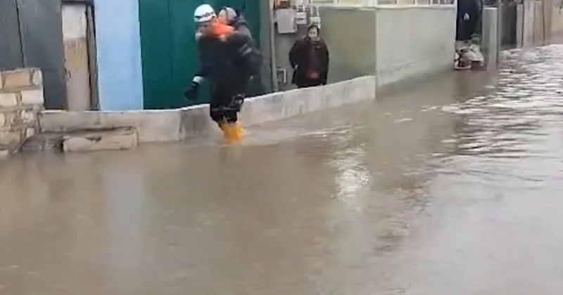 FHN: Subasma ilə əlaqədar 9 nəfər təxliyə edilib