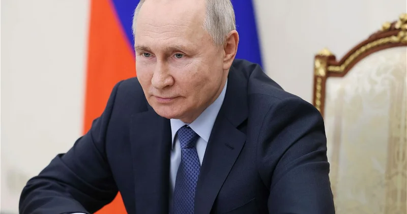 Путин открыл Азербайджанский театр в Дербенте ОБНОВЛЕНО ВИДЕО