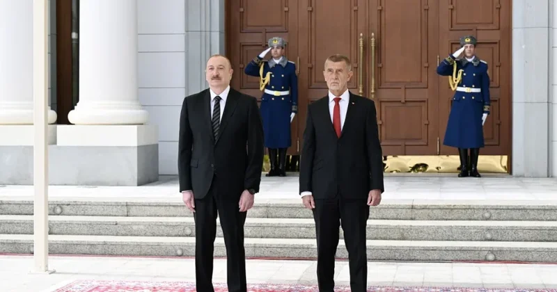 Qəbələdə Çexiyanın Baş naziri Andrey Babişin rəsmi qarşılanma mərasimi olub
