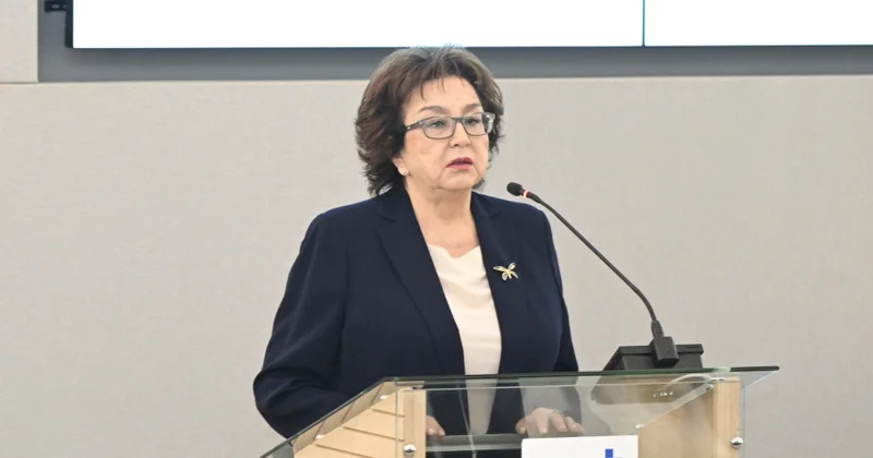 DİM sədri: Xarici dil fənninin buraxılış imtahanı siyahısına daxil edilməsi doğru qərar olub