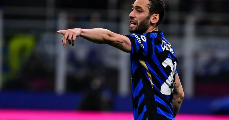 Hakan Çalhanoğlu zədələndi